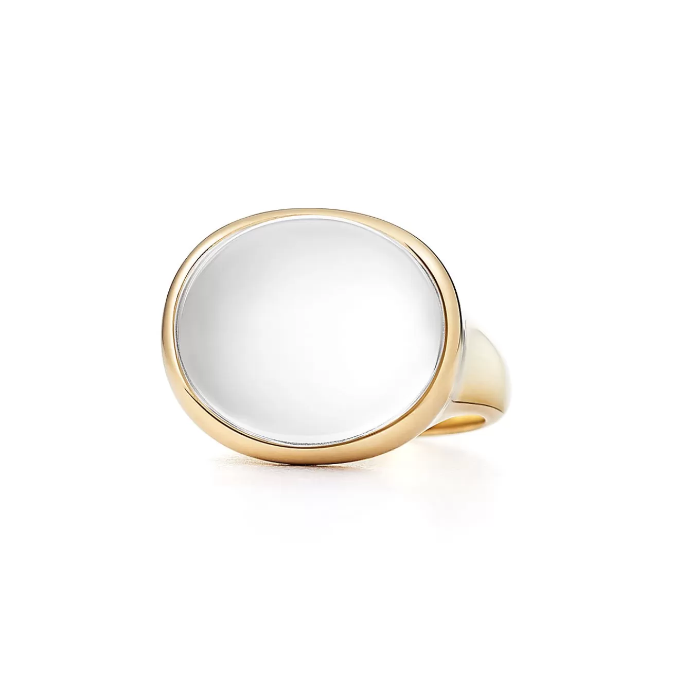 Tiffany & Co. Elsa Peretti® Cabochon ring in 18k gold with rock crystal, mini. | ^ Rings | Gold Jewelry