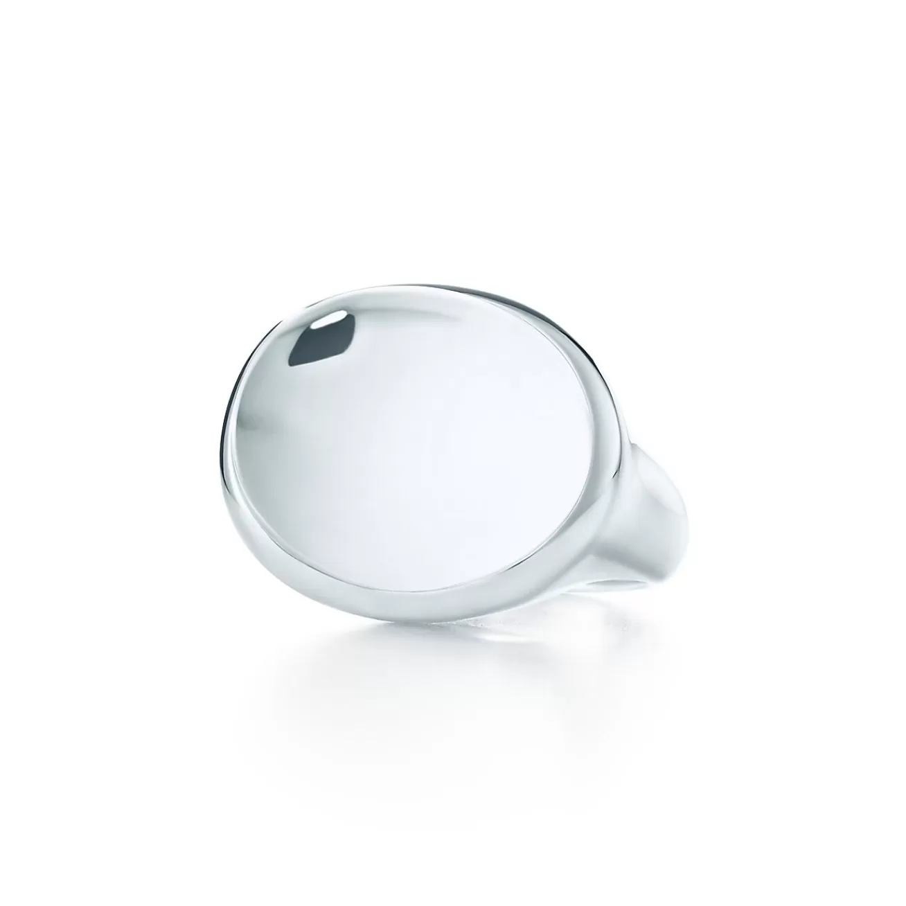 Tiffany & Co. Elsa Peretti® Cabochon ring in sterling silver with rock crystal, 19 mm wide. | ^ Rings | Sterling Silver Jewelry