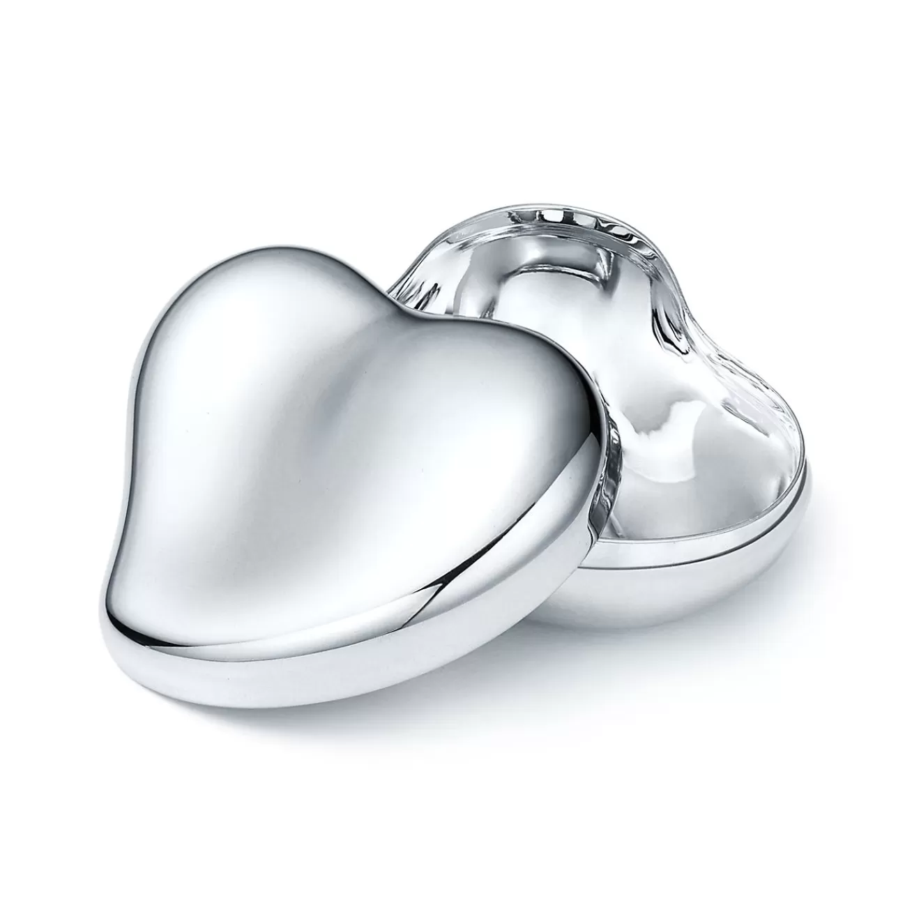 Tiffany & Co. Elsa Peretti® heart box in sterling silver, mini. | ^ Gifts to Personalize | Decor