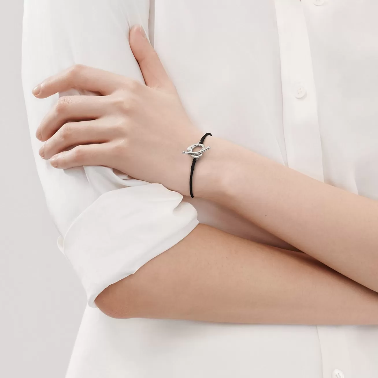 Tiffany & Co. Elsa Peretti® Open Heart silk bracelet with sterling silver, medium. | ^ Bracelets | Sterling Silver Jewelry