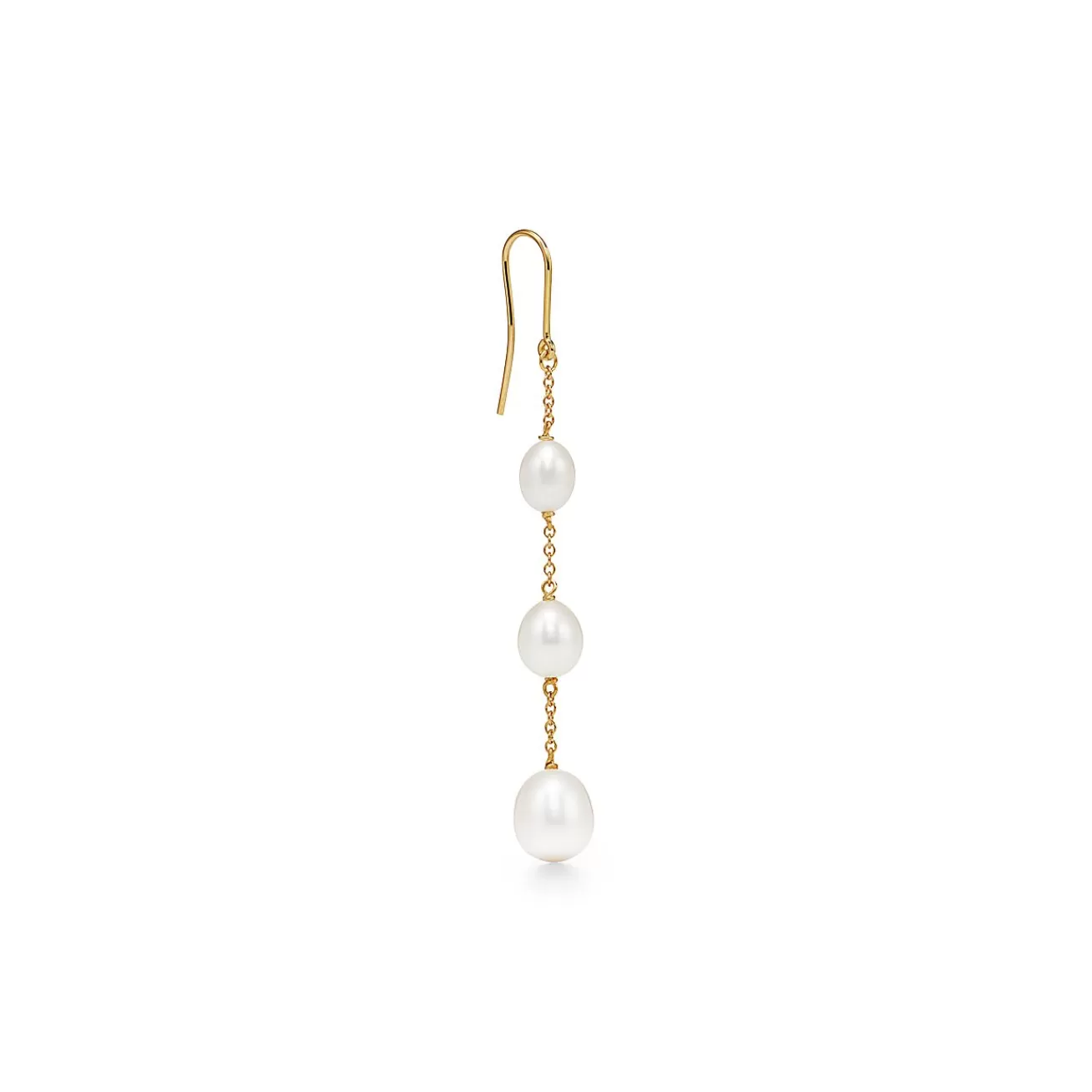 Tiffany & Co. Elsa Peretti® Pearls by the Yard™ chain earrings in 18k gold. | ^ Earrings | Gold Jewelry