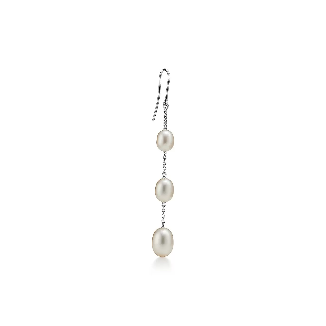 Tiffany & Co. Elsa Peretti® Pearls by the Yard™ chain earrings in sterling silver. | ^ Earrings | Sterling Silver Jewelry