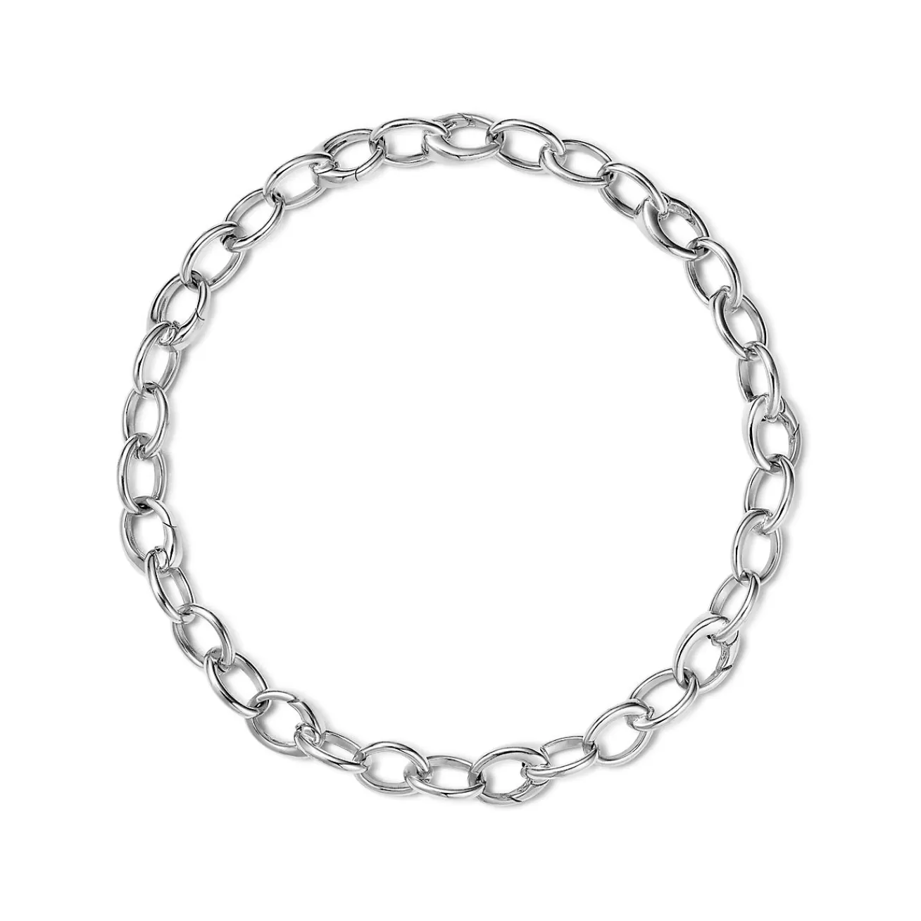 Tiffany & Co. Oval link bracelet in sterling silver, medium. | ^ Bracelets | Sterling Silver Jewelry