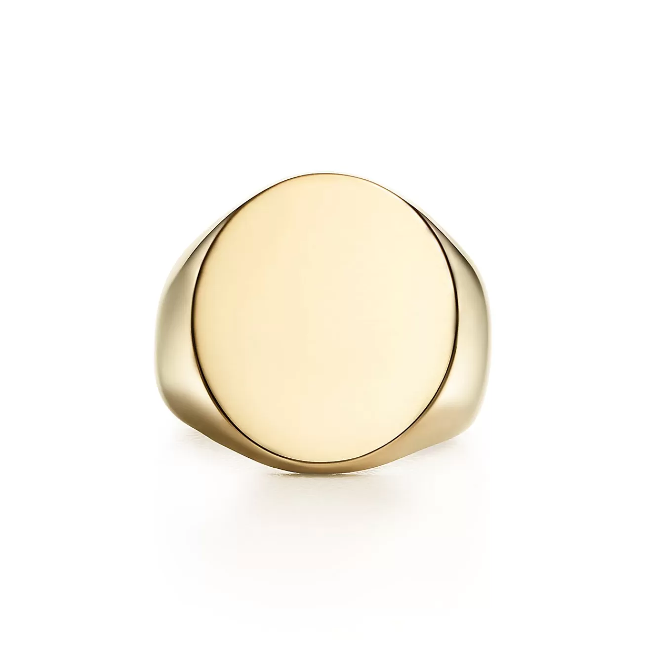 Tiffany & Co. Oval signet ring in 18k gold. | ^ Rings | Men's Jewelry