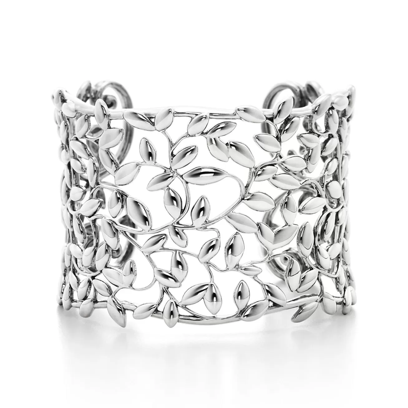 Tiffany & Co. Paloma Picasso® Olive Leaf cuff in sterling silver, medium. | ^ Bracelets | Sterling Silver Jewelry