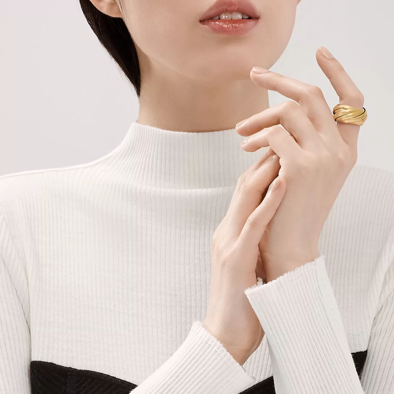 Tiffany & Co. Paloma's Melody nine-band ring in 18k gold. | ^ Rings | Gold Jewelry
