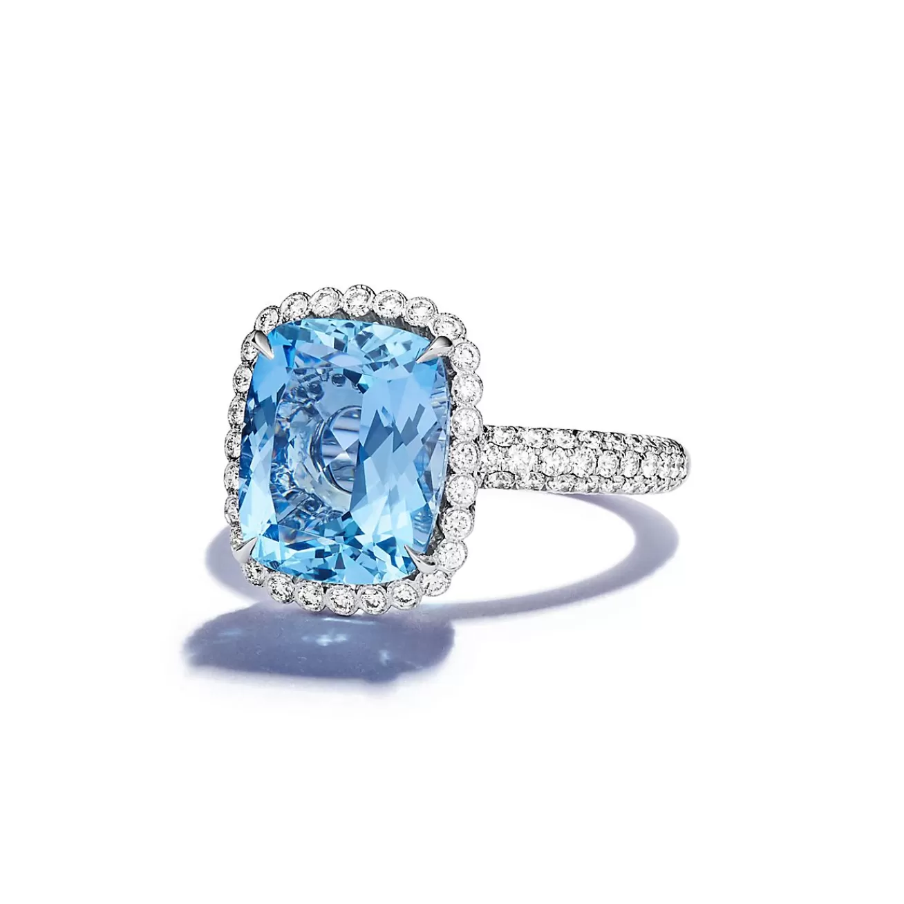 Tiffany & Co. Ring in Platinum with an Aquamarine and Diamonds | ^ Rings | Diamond Jewelry