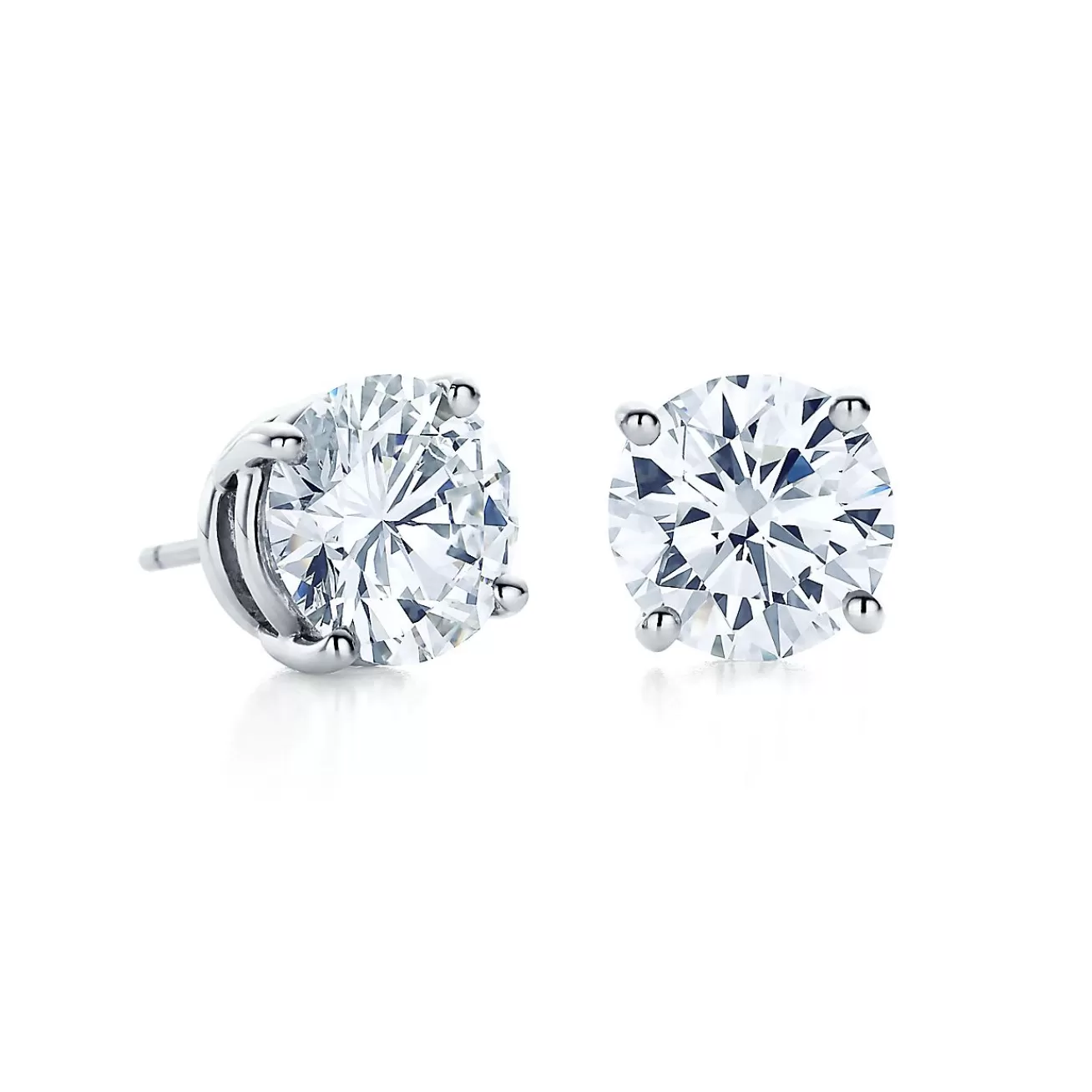 Tiffany & Co. Round brilliant Tiffany diamond earrings in platinum. | ^ Platinum Jewelry