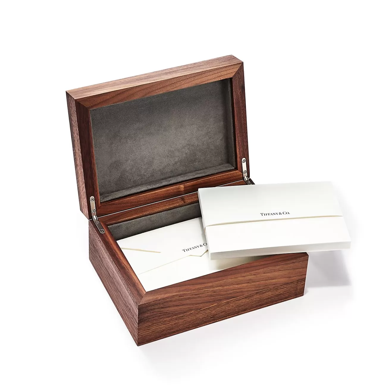 Tiffany & Co. Stationery box in American walnut and sterling silver. | ^ Stationery, Games & Unique Objects | Games & Novelties