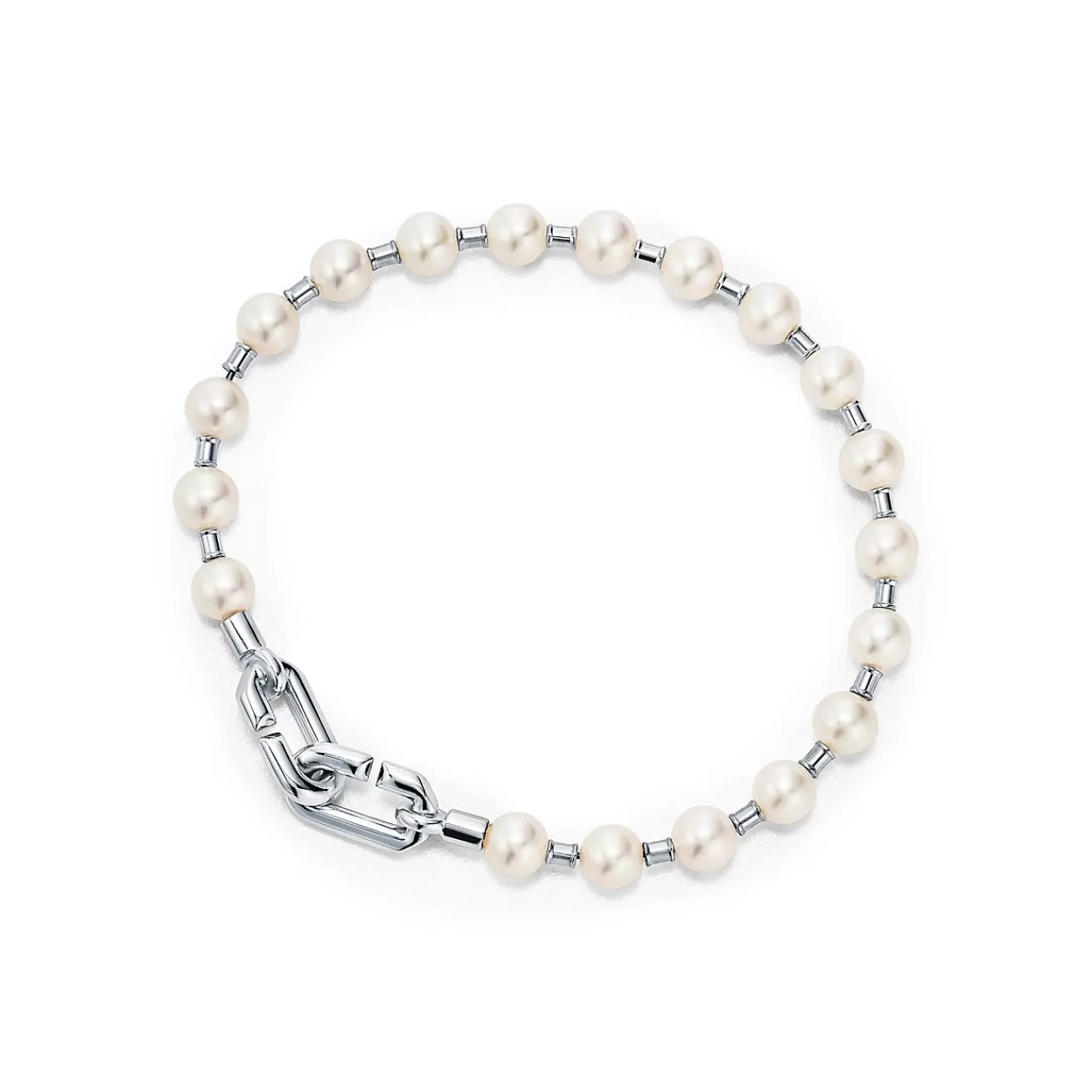Tiffany & Co. Tiffany HardWear Pearl Bracelet in Silver, 5-6 mm | ^ Bracelets | Gifts for Her