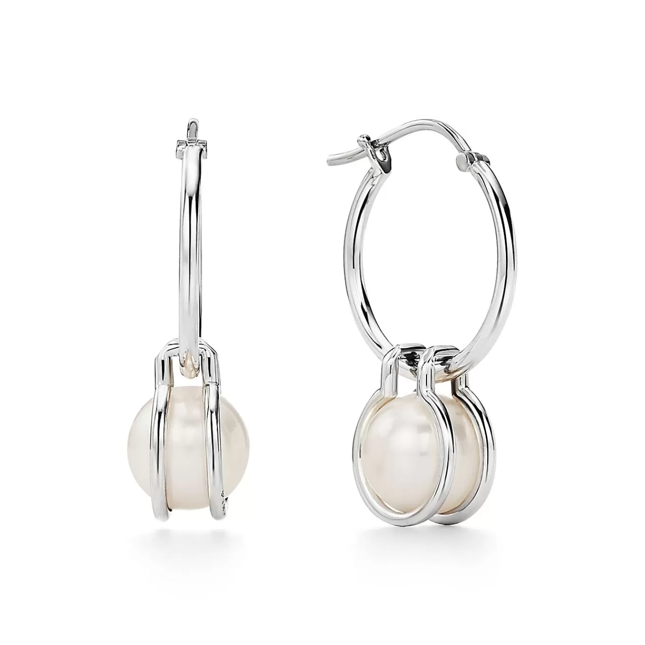 Tiffany & Co. Tiffany HardWear pearl hoop earrings in sterling silver. | ^ Earrings | Gifts for Her