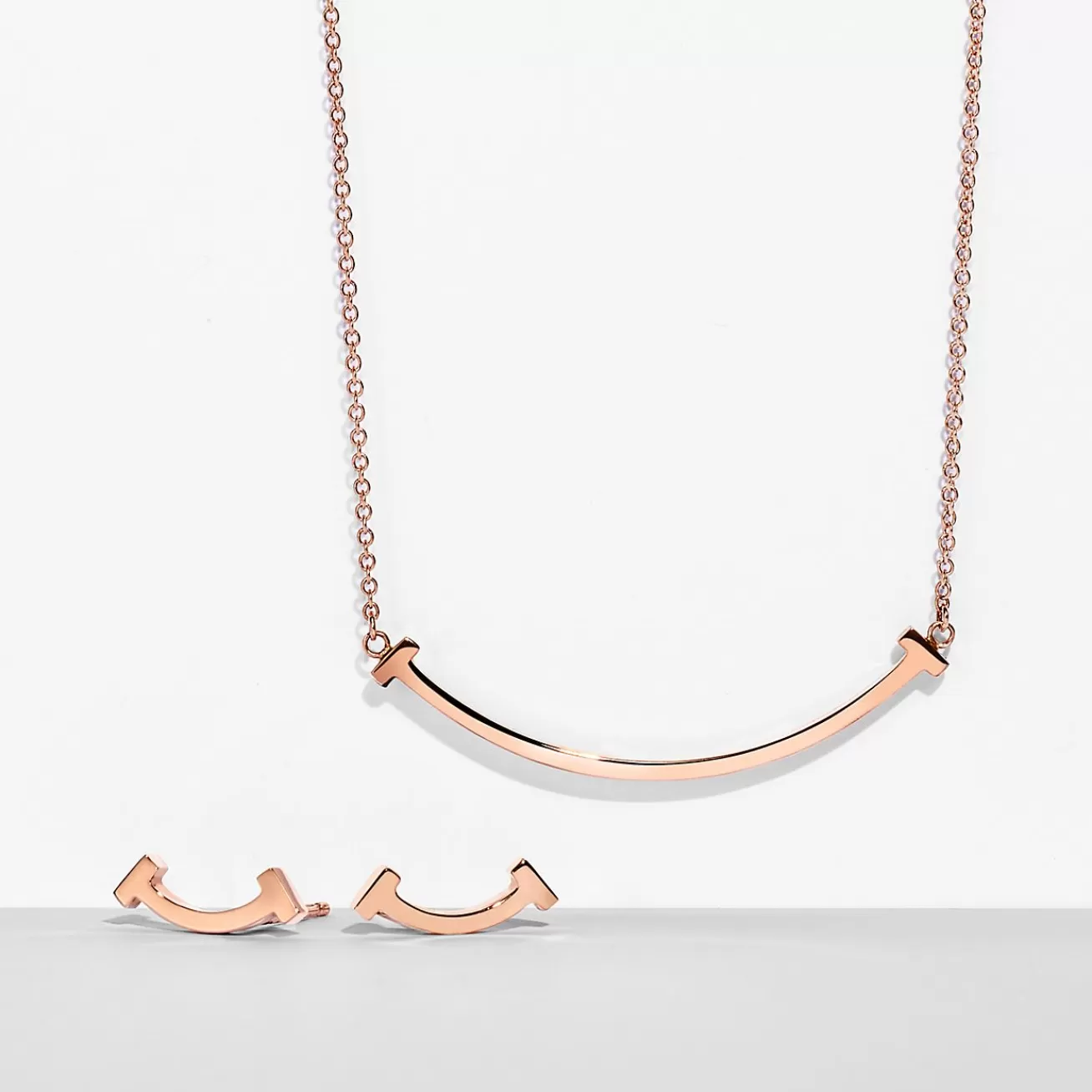 Tiffany & Co. Tiffany T Smile Pendant and Earrings Set in Rose Gold | ^ Tiffany T | Online Exclusives
