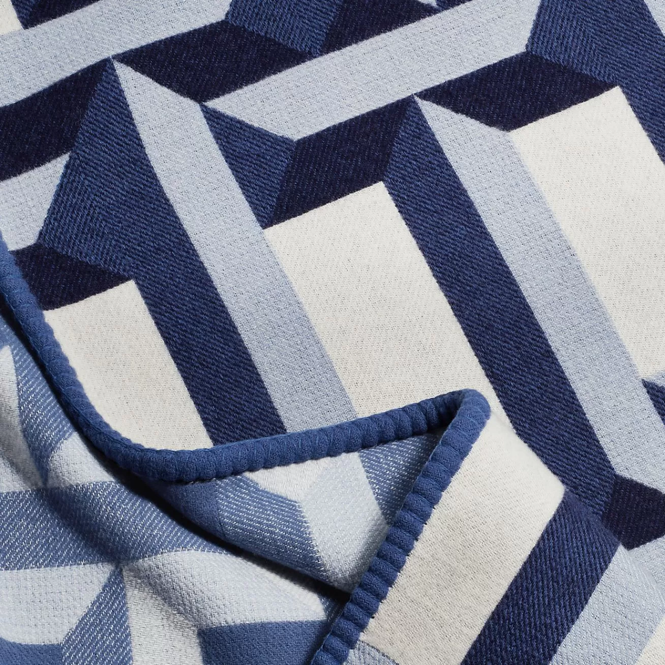 Tiffany & Co. Tiffany T True Blanket in Tanzanite-colored Wool and Cashmere | ^ The Home | Housewarming Gifts