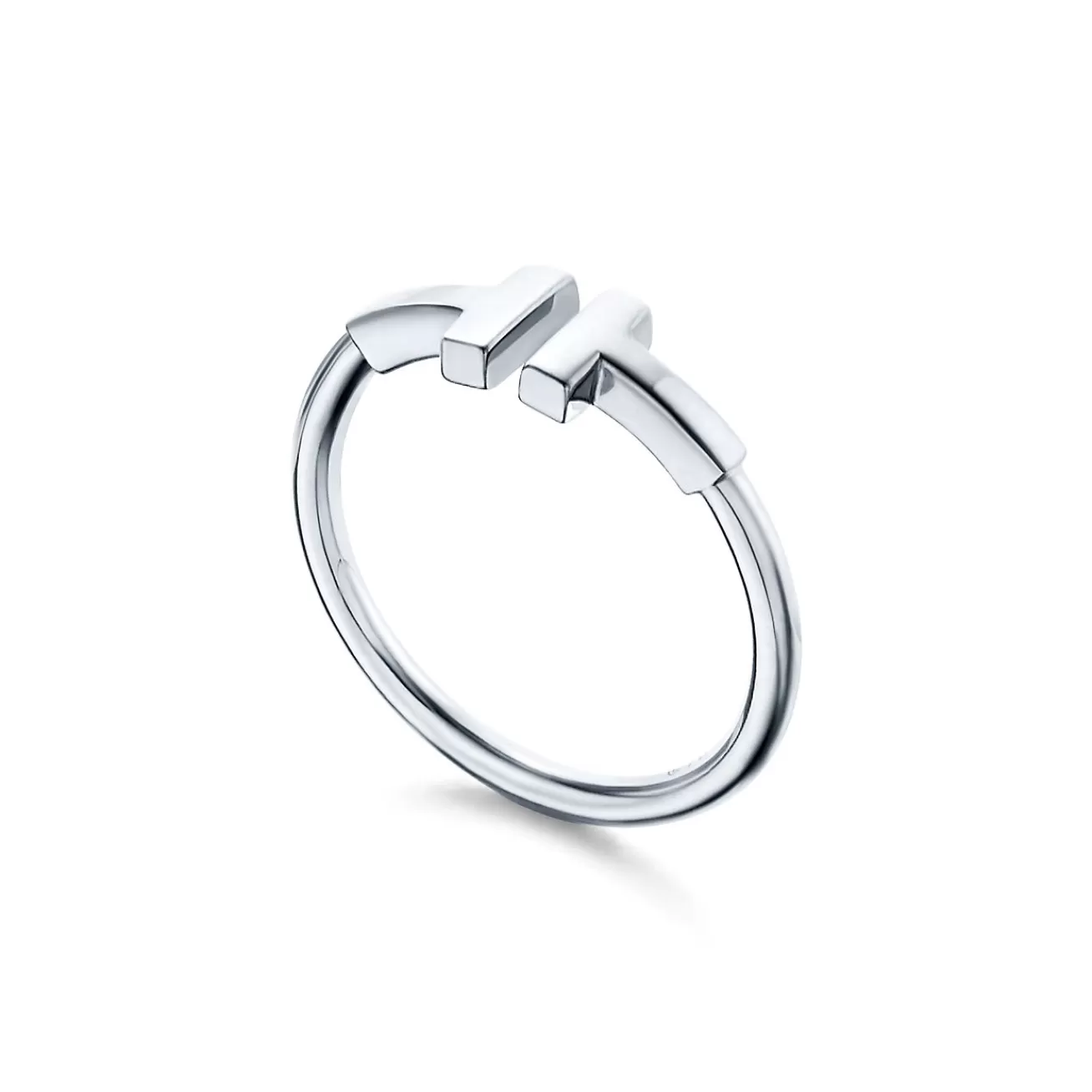 Tiffany & Co. Tiffany T wire ring in 18k white gold. | ^ Rings | Men's Jewelry