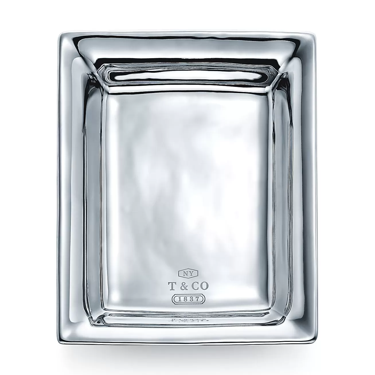 Tiffany & Co. Vide poche in porcelain with a silver hand-painted finish. | ^ Him | Gifts for Him